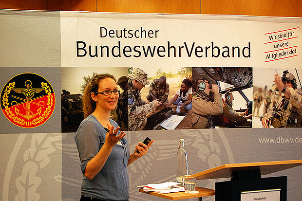 Mirjam Bader schulte die Teilnehmer auf den Landestagungen im Umgang mit der Organisationsweisung des DBwV.