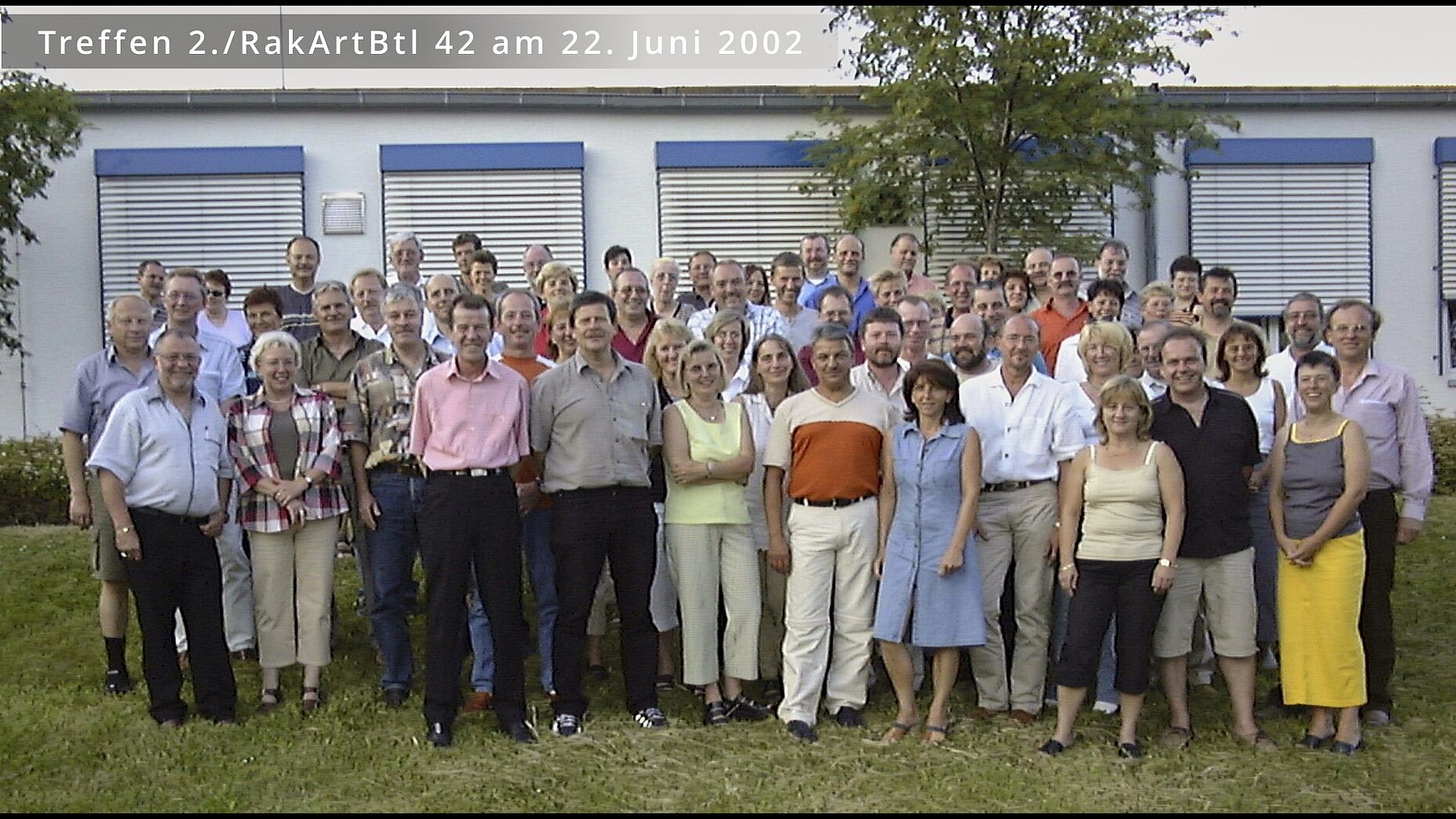 Erinnerung an das erste Treffen im Jahr 2002 mit 60 Ehemaligen und Gäste. Fotos: Michael Mathes