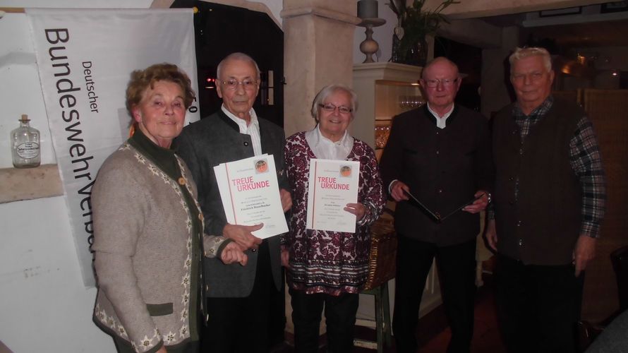 Eleonore Zenkel, Friedrich Hasselbacher, Hermine Schöner, Wolfgang Deindl, Wolfgang Koepke (v.l.)