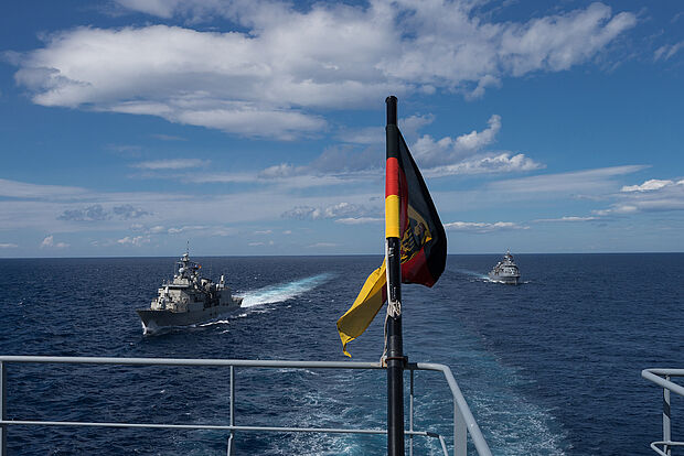 Besonders im Kampf gegen Schlepperbanden arbeiten die europäischen Streitkräfte eng zusammen Foto: Bundeswehr