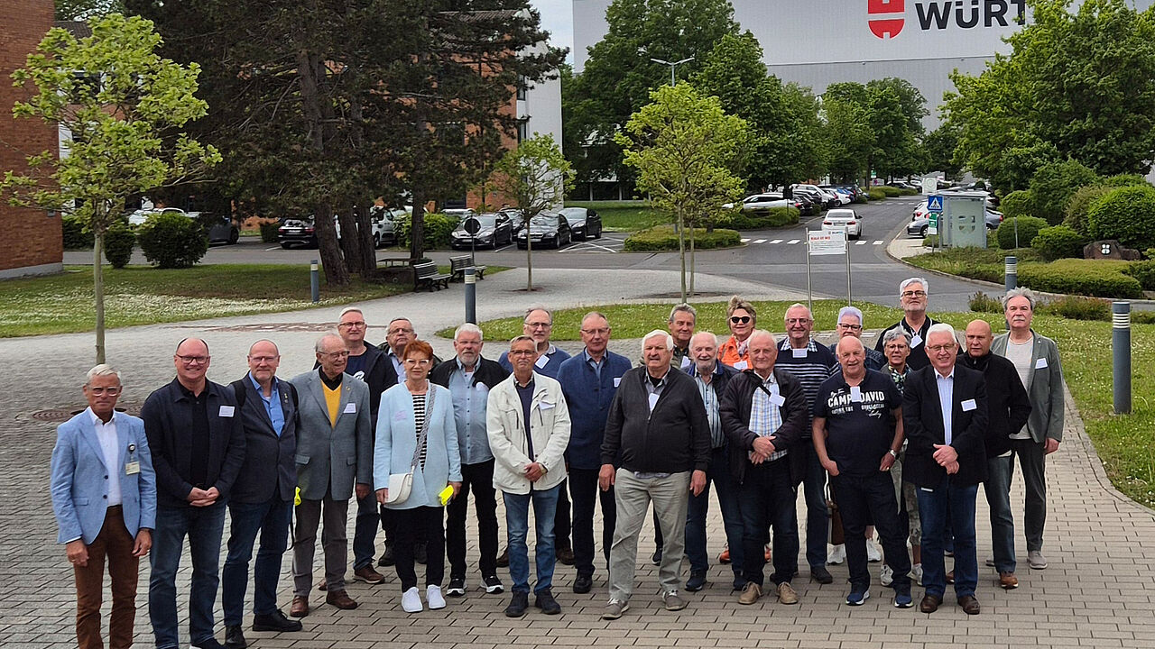 Mitglieder der Kameradschaft ERH Würzburg/Veitshöchheim unternahmen mit dem Besuch der Ausstellung zur Führungskultur bei der Firma Würth in Bad Mergentheim einen Ausflug in die eigene militärische Vergangenheit. Foto: Hptm a.D. Roland Stengl