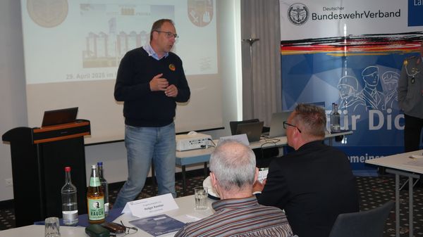 Dirk Sommer führte durch die Veranstaltung. Foto: LV Nord