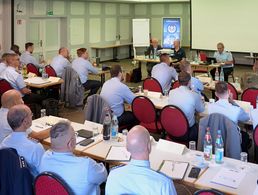 Zu einer ersten gemeinsamen Tagung trafen sich VP und Vertreter aus Beteiligungsgremien aus Dienststellen der Bundeswehr in Süddeutschland in Langenau zum Erfahrungsaustausch.  Foto: DBwV/Kaminsky