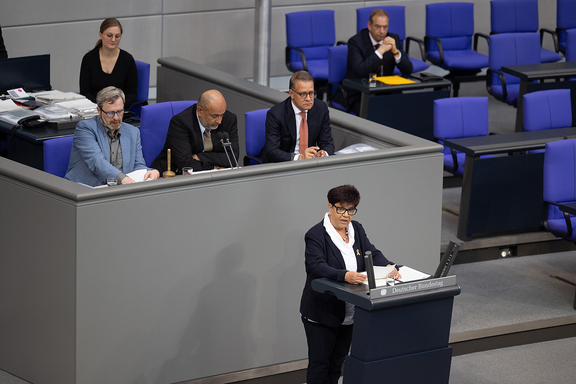 Claudia Moll (SPD) betonte, dass Anerkennung mehr sein müsse als ein symbolischer Akt. Foto: DBwV/Yann Bombeke