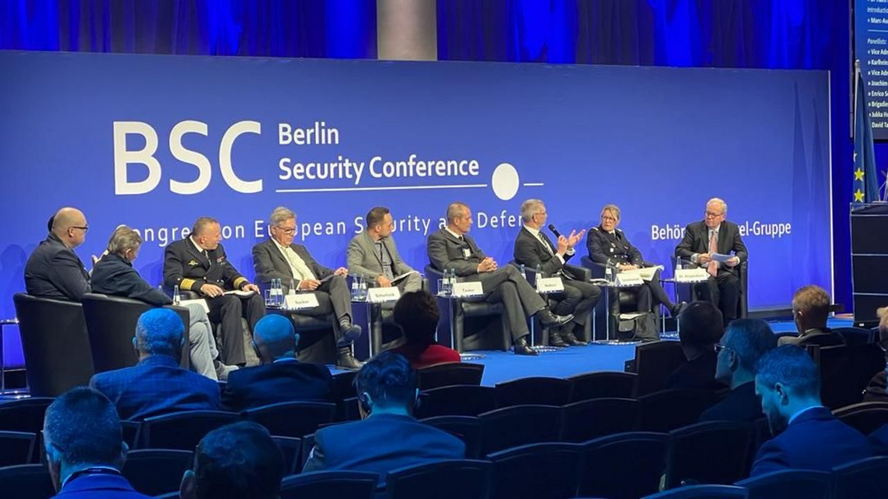 Hochkarätige Gäste aus dem In- und Ausland behandeln auf der BSC eine Fülle von sicherheitspolitischen Themen. Foto: DBwV/Jörg Greiffendorf