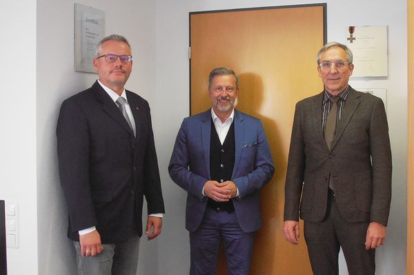 In Unterhaching war der Landesvorsitzende Bayern des Beamtenbundes, Rainer Nachtigall, zu Gast in der DBwV-Landesgeschäftsstelle. Foto: DBwV/Landesverband Süddeutschland