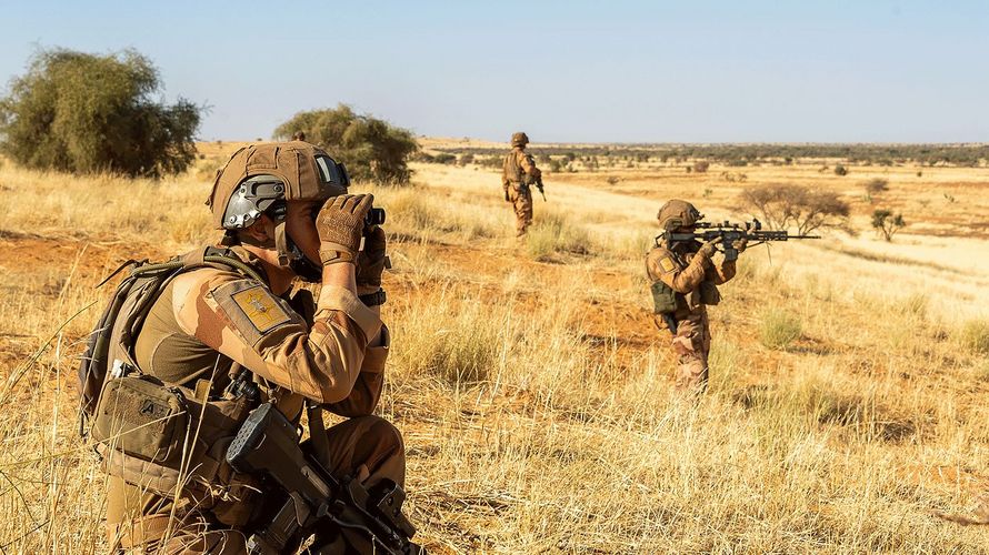 Französische Soldaten in Mali. Trotz einiger Erfolge im Kampf gegen terroristische Gruppen kommt das Land nicht zur Ruhe. Foto: Etat-major des Armées