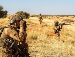 Französische Soldaten in Mali. Trotz einiger Erfolge im Kampf gegen terroristische Gruppen kommt das Land nicht zur Ruhe. Foto: Etat-major des Armées