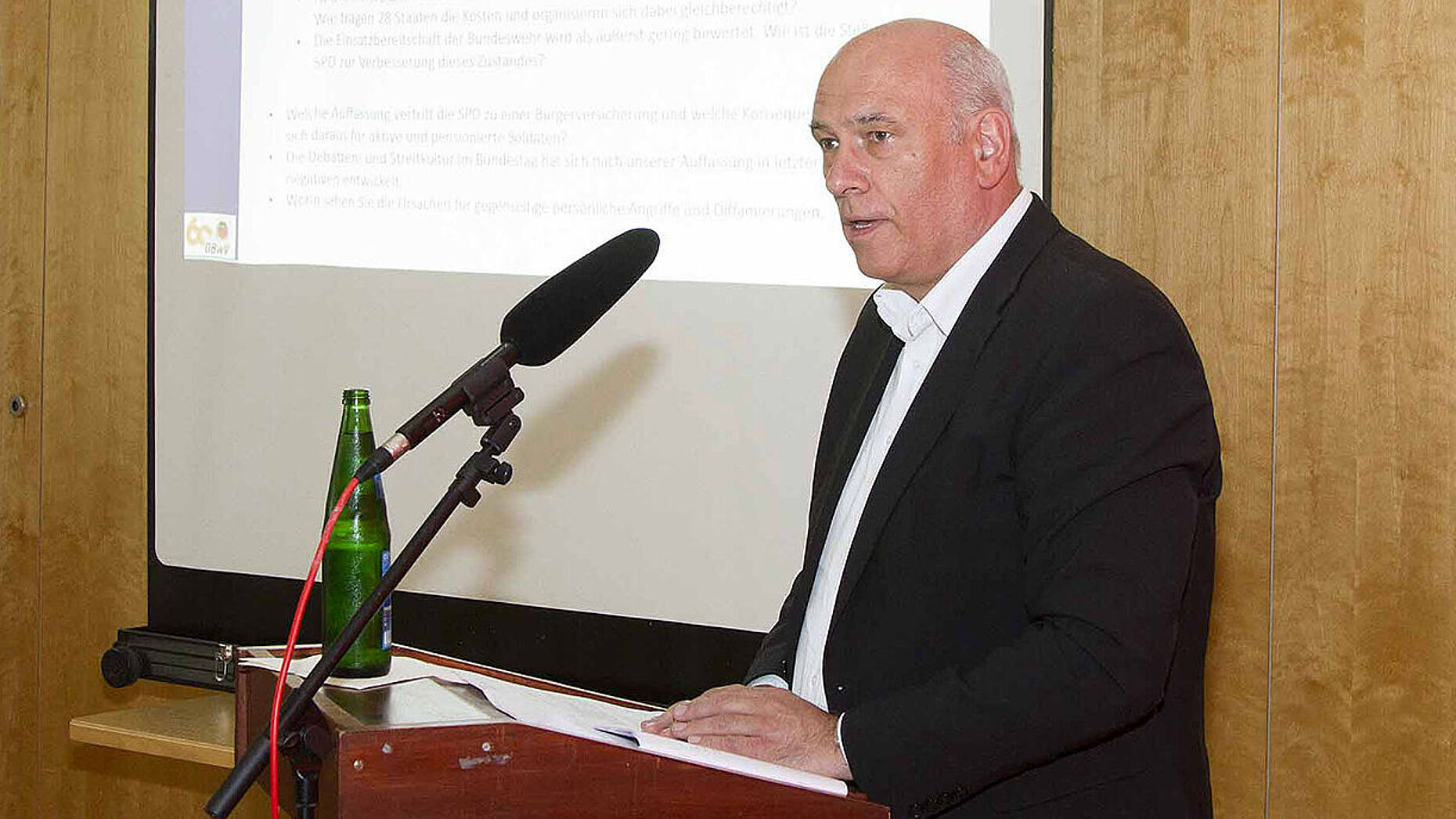 Vortrag des MdB Jurk. (Foto: StoKa Dresden)