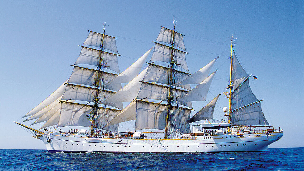 Ein Bild aus weniger turbulenten Zeiten: Das Segelschulschiff "Gorch Fock" auf See. Foto: Bundeswehr/Wilke
