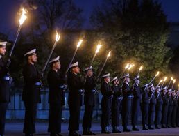 Der Große Zapfenstreich ist das höchste militärische Zeremoniell der Bundeswehr. Foto: picture alliance