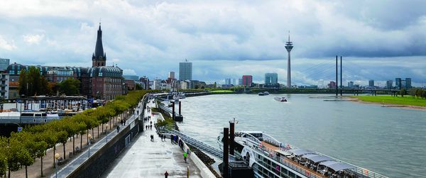 Die Stadt Düsseldorf ist Austragungsort der diesjährigen – erstmals in Deutschland stattfindenden – Invictus Games. Foto: Wikipedia/Kai Pilger
