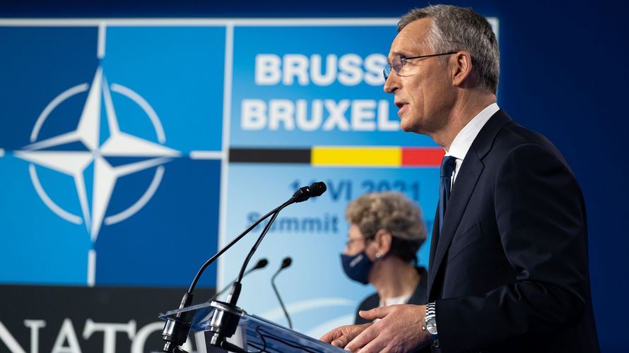 Für Nato-Generalsekretär Jens Stoltenberg ist die Welt unvorhersehbarer geworden. Das Bündnis sehe sich mit "vielen Herausforderungen und Bedrohungen zu gleicher Zeit konfrontiert". Foto: Nato