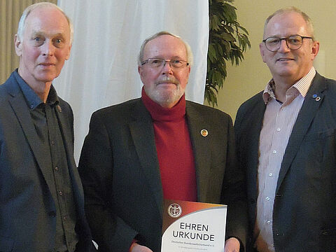 v.l.: Hptm a.D. Gerd Hillerns, Hptm a.D. Peter Westphal und Hptm a.D. Jörg Greiffendorf. Foto: DBwV/LV Nord