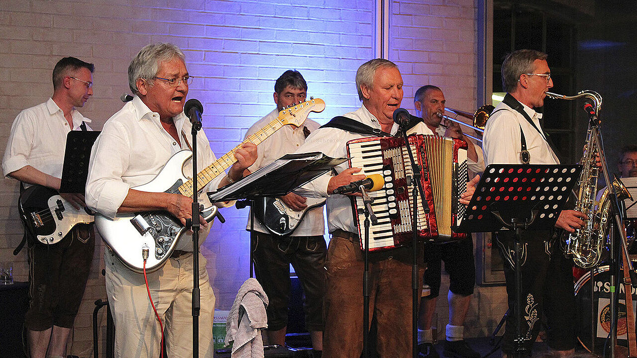 Die Band des Landesvorstands sorgte für stimmungsvolle Tanzmusik bis in die Morgenstunden. Foto: DBwV/ Ingo Kaminsky