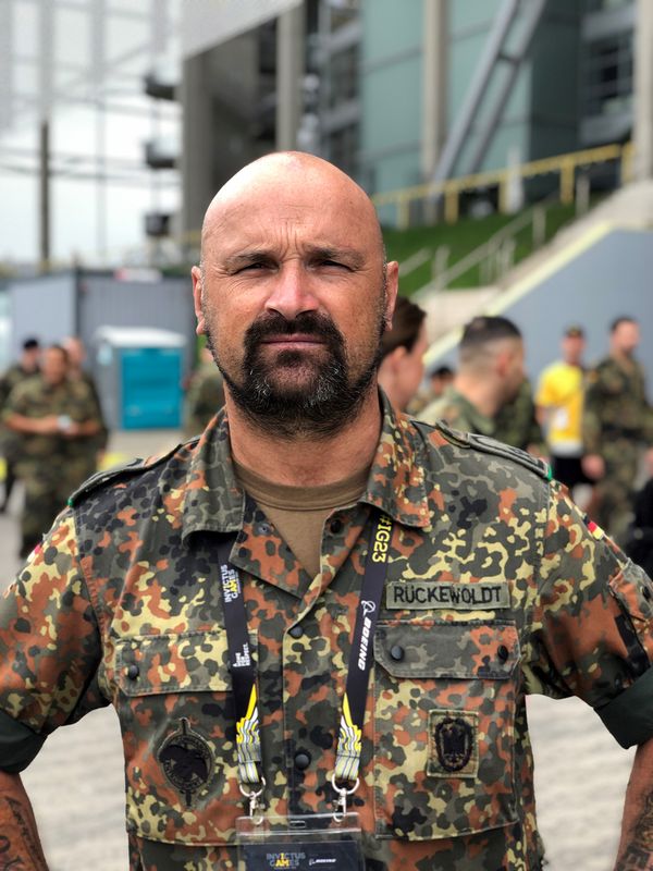 Andreas Rückewoldt ist einer der Soldaten, deren Geschichte im Buch "Deutschlands Veteranen" erzählt wird. Foto: DBwV/Philipp Kohlhöfer