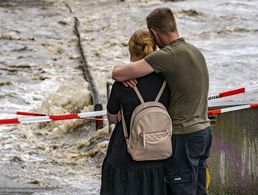 Viele Menschen haben durch die verheerende Hochwasserkatastrophe alles verloren. Der Deutsche BundeswehrVerband hilft jetzt mit Geld aus seinen Stiftungen. Auch Sie können spenden! Foto: dpa/picture-alliance