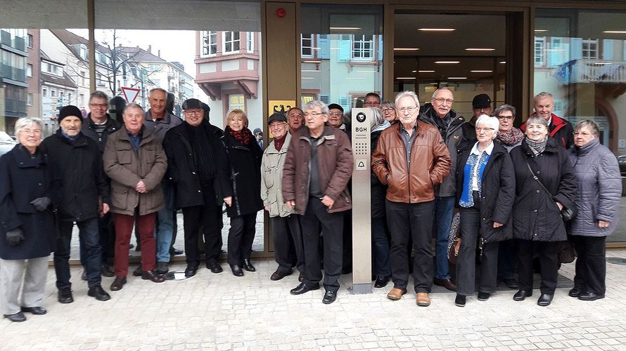 Teilnehmer der KERH Karlsruhe vor dem Bundesgerichthof in Karlsruhe. Fotos: DBwV/Hartmut Lorek