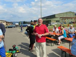 Im Juli initiierte Eberhard Braun und der Verein ein "Fest der Begegnung", auf dem ein Spielplatz eingeweiht wurde. Foto: Eberhard Braun