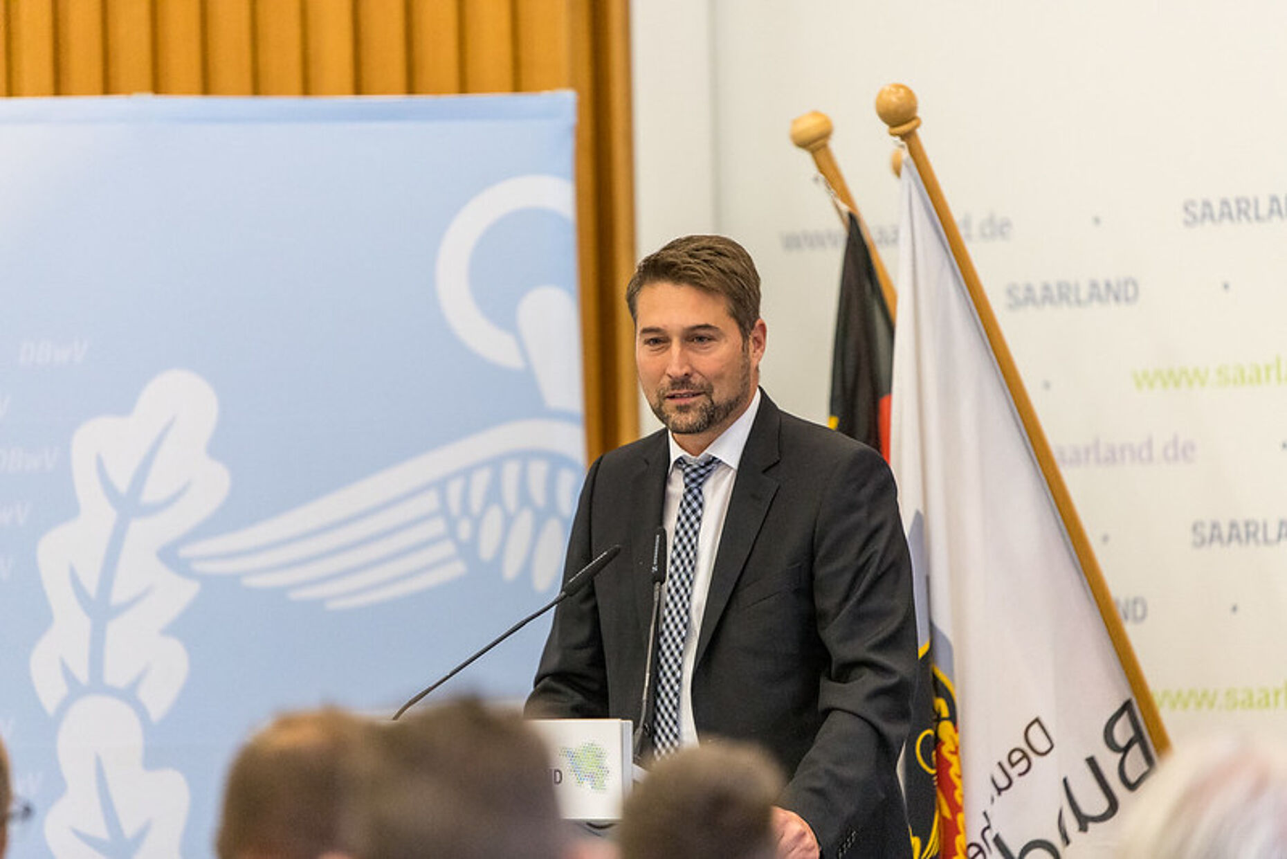 „Es muss klar sein - unsere Freiheit wird bedroht. Wir müssen uns als Gesellschaft zur Bundeswehr als ein Teil der Sicherheitsordnung bekennen und auch deshalb bin ich gekommen", so Oberbürgermeister Uwe Conradt. Foto: Staatskanzlei Saarbrücken/pf
