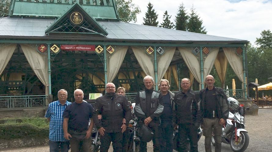 Den ganzen Tag quer durch den Harz: Die Mitglieder der ERH Braunschweig bei ihrer Motorradtour