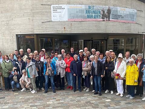 Vor dem Bremerhavener Auswandererhaus, einer von mehreren Stationen. Foto: DBwV