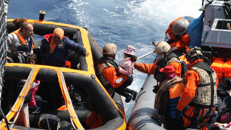 Seenotrettung auf dem Mittelmeer. Foto: Bundeswehr