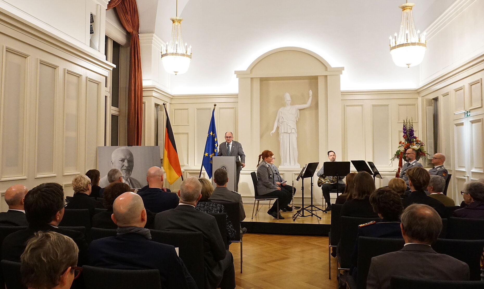 Bundesminister a. D. und Hoher Repräsentant für Bosnien und Herzegowina, Christian Schmidt (CSU), hielt ein Grußwort. Foto: DBwV/Eva Krämer