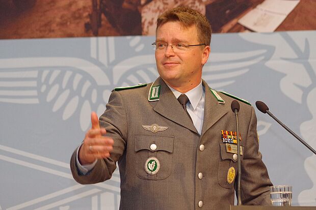 Der DBwV-Bundesvorsitzende André Wüstner bei seiner emotionalen Rede Foto: DBwV/Henning