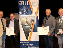 v.l.: Schenkel, Thiessen, Trentz und Oberstabsfeldwebel a.D. Gerhard Kreutzkamp (Kameradschaftsvorsitzender) Foto: DBwV/LV Nord