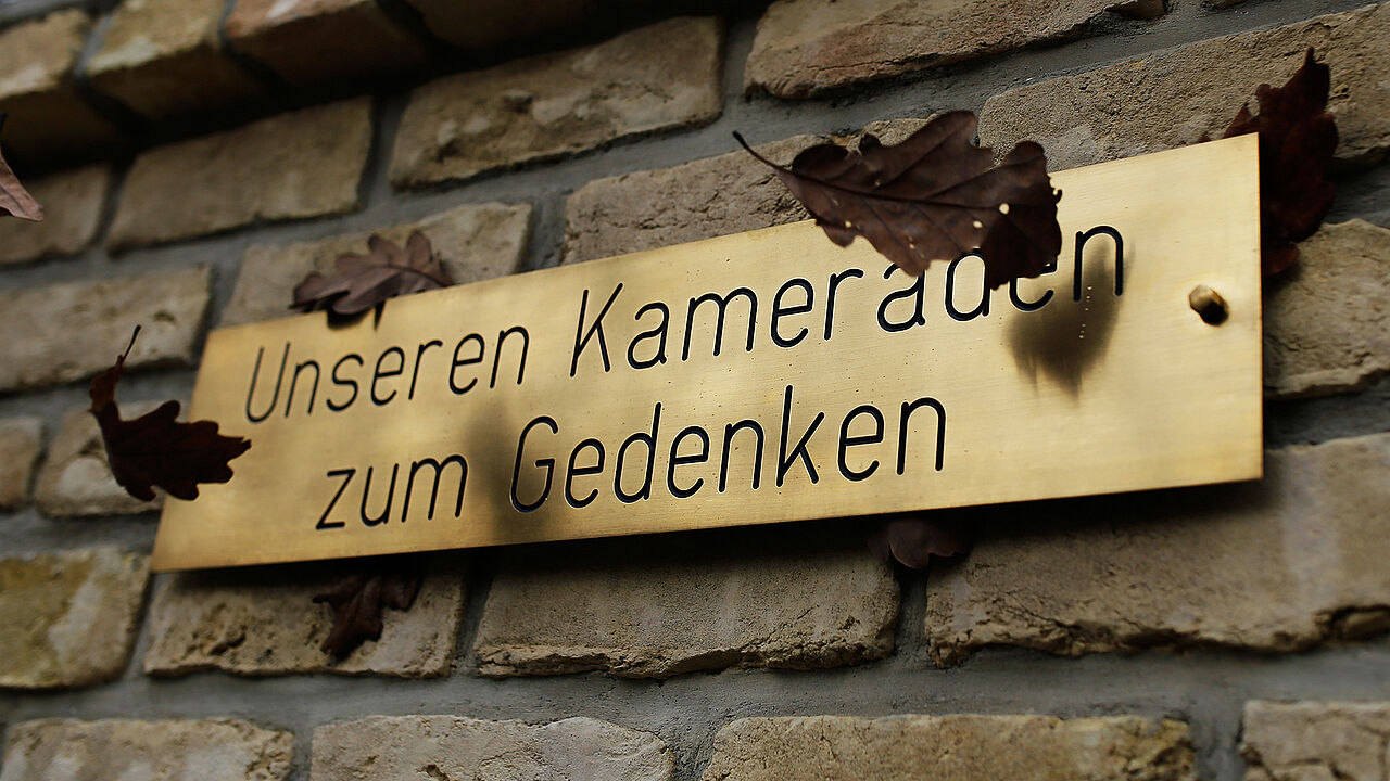 Der Ehrenhain von Kundus wurde im Wald der Erinnerung in Schwielowsee bei Potsdam wieder aufgebaut. Dort wird auch an Mischa Meier erinnert. Foto: Bundeswehr/Marc Tessensohn