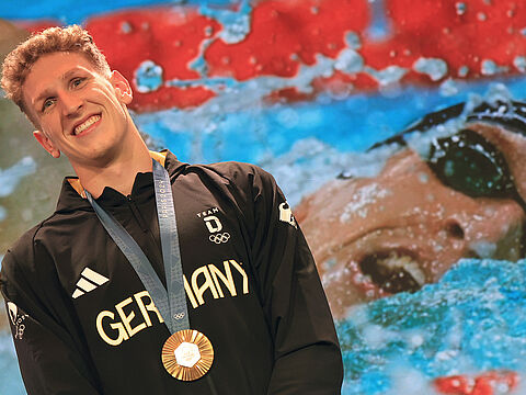 Der 22-jährige Hauptgefreite Lukas Märtens holte bei den Olympischen Spielen in Paris die erste Goldmedaille für Deutschland. Foto: picture alliance/Team D/picture-alliance/Karl-Josef Hildenbrand
