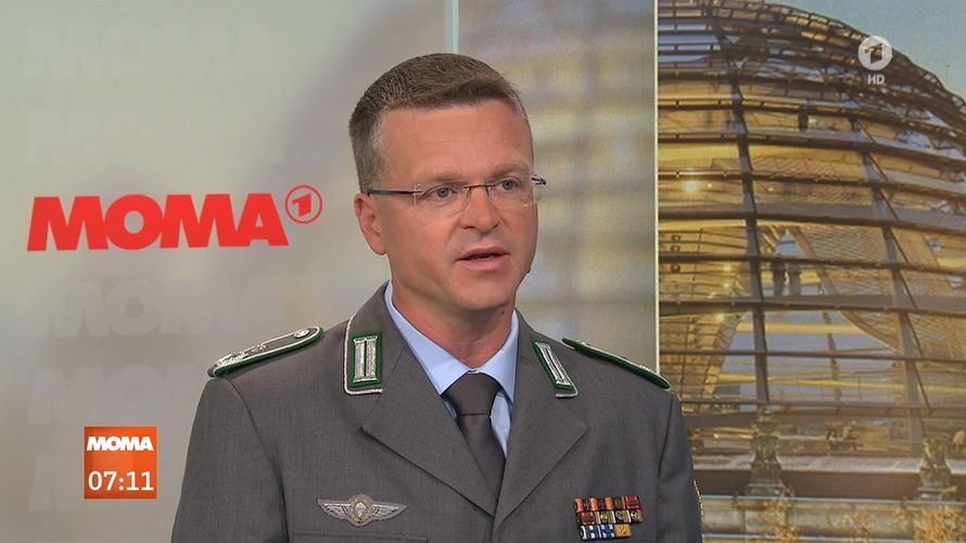 Im ARD-Morgenmagazin bezeichnete Oberstleutnant André Wüstner die Lage in Afghanistan als "politisches Desaster". Die Entscheidung zur Evakuierung sei sehr spät gefallen, obwohl die Bundeswehr jederzeit einsatzbereit war. Screenshot: DBwV