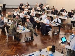 Alterssicherungsseminare bereiten Soldaten auf wesentliche Veränderungen in ihrem Leben vor. Foto: DBwV/LV Nord