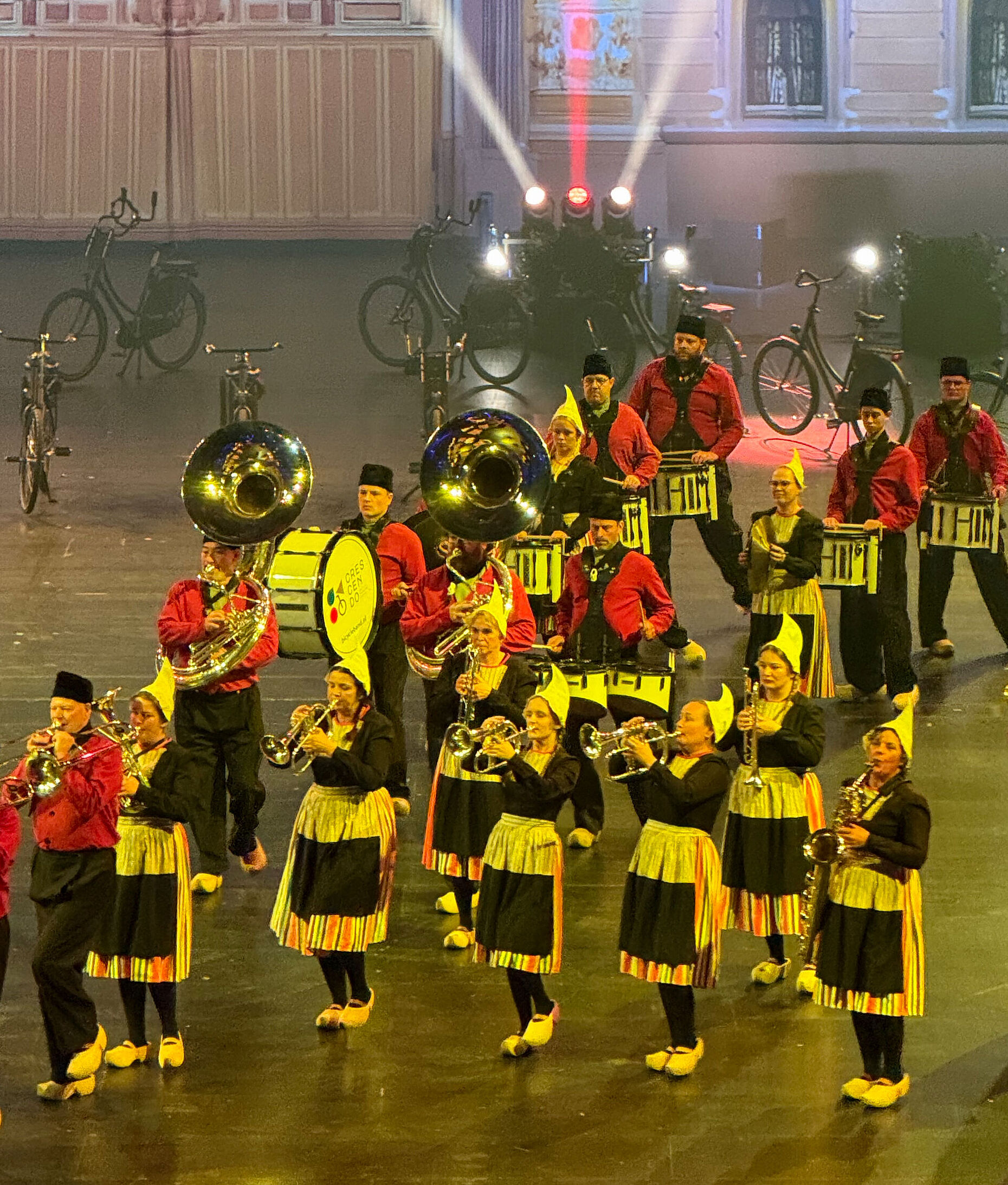 Ein besonderes Glanzlicht setzte die Brigade Showband Crescendo aus den Niederlanden. Foto: Artur Klenk