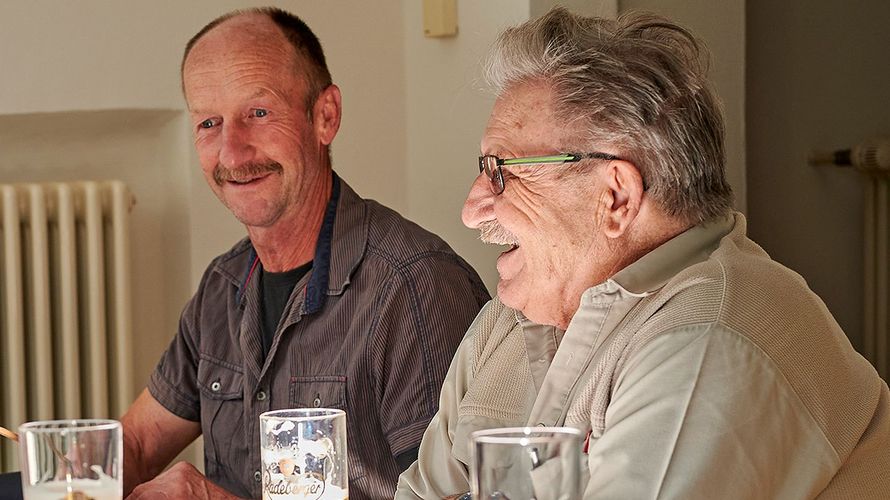 Vorsitzender Gerhard Goos (r.) und sein Stellvertreter Bernd Uiffinger sehen den Neustart der Kameradschaftsarbeit mit Veranstaltungen optimistisch. Foto: DBwV