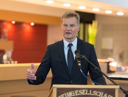 Bürgermeister Albert Wittmann findet drastische Worte zum Einsatzbereitschaft der Bundeswehr Foto: DBwV/wh