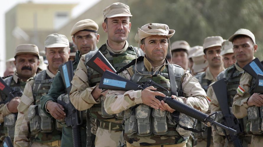 Peschmerga trainieren in der Kaserne in Erbil. Auch die Ausbildungsunterstützungsmission der Bundeswehr im Nordirak wird in der kommenden Woche im Bundestag beraten. Foto: Bundeswehr/Bienert