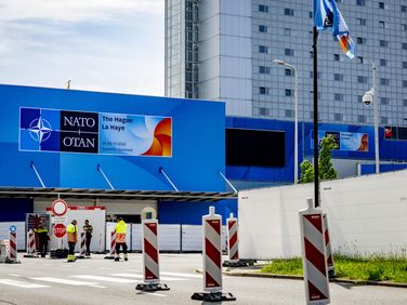 Die Vorbereitungen auf den NATO-Gipfel in Den Haag laufen auf Hochtouren. Foto: picture alliance/Robin Utrecht