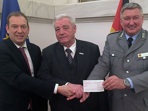 v.l.: Henning Otte, Günther Reese und Thomas Behr.