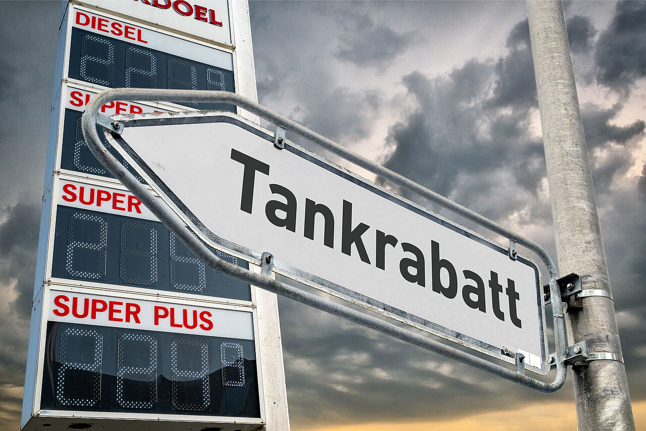 Für den Deutschen BundeswehrVerband ist die Entlastungsprämie der hohen Schrittpreise allerdings nur ein erster Schritt in die richtige Richtung Foto: picture alliance/SULUPRESS.DE/Torsten Sukrow/ SULUPRESS.DE