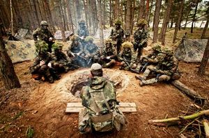 Soldaten des Heeres während der Allgemeinen Grundausbildung. Während der ersten vier Monate des Dienstes haben ihre Eltern Anspruch auf Kindergeld. Foto: Bundeswehr/Stollberg