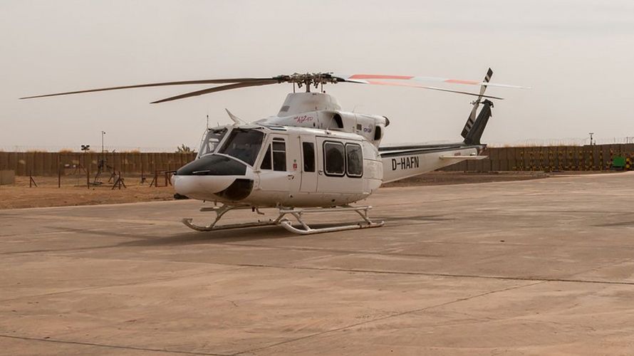 Der Rettungshubschrauber gehört nach diesen Angaben der Global Helicopter Services (GHS), einem zivilen Vertragspartner, der in Mali im Einsatz ist. Foto: Twitter/Bundeswehr im Einsatz