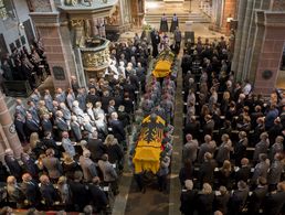 Trauerfeier für die verunglückten Piloten vom Kampfhubschrauberregiment 36 im Dom St. Peter im Heimatstandort Fritzlar Foto: Bundeswehr