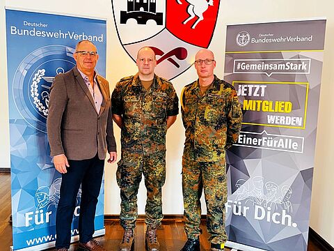 Gemeinsame Jahresauftaktveranstaltung von Standortkameradschaft und Truppenkameradschaft sowie der Kameradschaft Ehemalige, Reservisten, Hinterbliebene  im Standort Höxter. Foto: StOKa Höxter