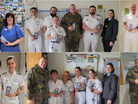 Das Team des Vorstands der Truppenkameradschaft unter Vorsitz von Oberstabsfeldwebel Olaf Abshagen dankte den Beschäftigten am Bundeswehrkrankenhaus Ulm für ihren Dienst auch an den Osterfeiertagen. Foto: TruKa BwKrhs Ulm 