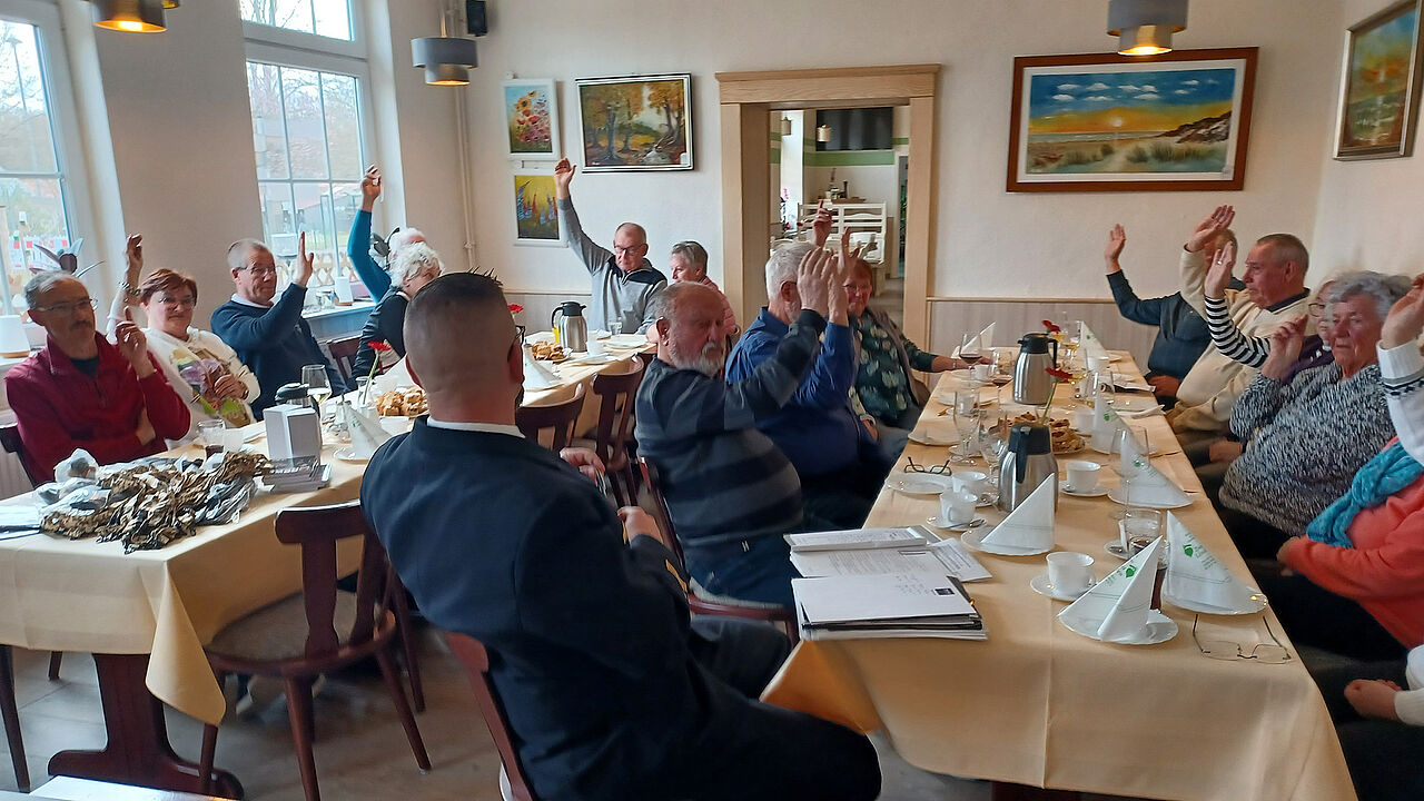 Die Mitglieder der sKERH Lübz bei der Wahl des Vorstandes. Foto: Wolfgang Höhne