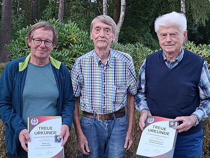 Achim Buchta (von links), Reinhard Wiedau und Reinhold Hentsche. Foto: DBwV