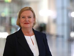Bewaffnete Drohnen würden die Sicherheit der Soldaten im Einsatz deutlich erhöhen, sagt die Wehrbeauftragte Eva Högl. Foto: DBwV/Mika Schmidt