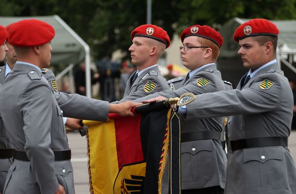 Feierliches Gelöbnis beim Tag der Bundeswehr 2016 in Frankenberg Foto: BundeswehrSebastian Wilke
